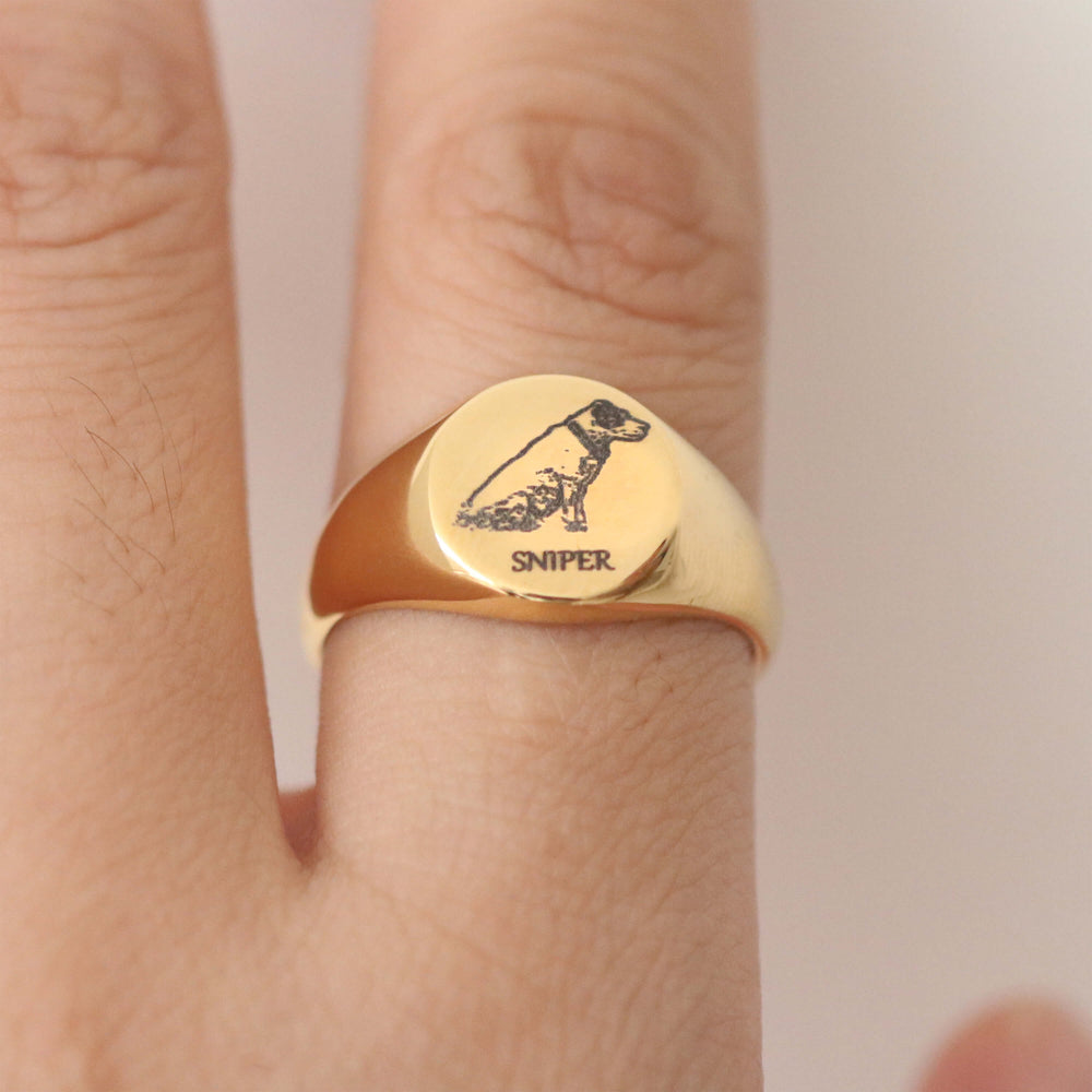 Pet Side View Signet Ring