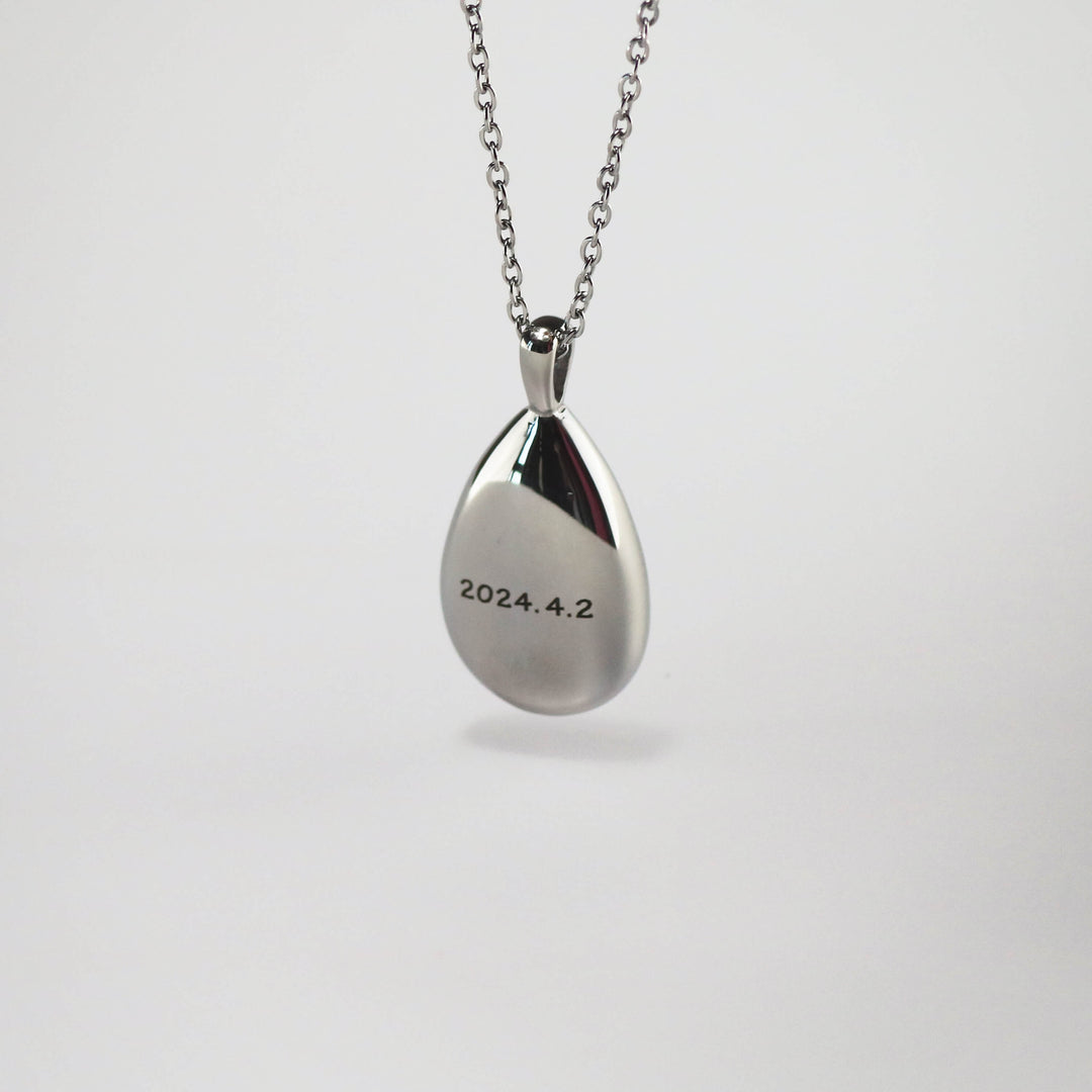 Woofyboo Silver Teardrop Pet Urn Necklace